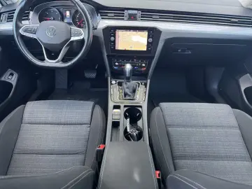 Volkswagen Passat 2021 2.0 diesel 200 cp