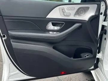 GLS 400 d 4M AMG Airmatic Pano Multibeam-LED AHK