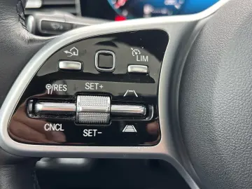 GLS 400 d 4M AMG Airmatic Pano Multibeam-LED AHK