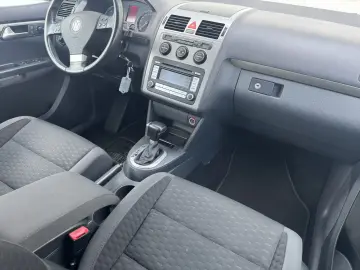 Volkswagen Touran cutie automata 7