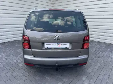 Volkswagen Touran cutie automata 7