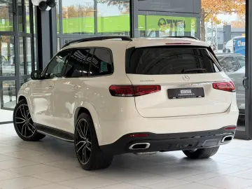 GLS 400d 4.M  AMG DESIGNO NIGHT ACC PANO MASSAGE