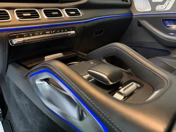 GLS 400d 4.M  AMG DESIGNO NIGHT ACC PANO MASSAGE