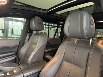 GLS 400d 4.M  AMG DESIGNO NIGHT ACC PANO MASSAGE