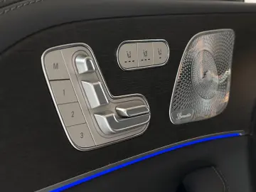 GLS 400d 4.M  AMG DESIGNO NIGHT ACC PANO MASSAGE