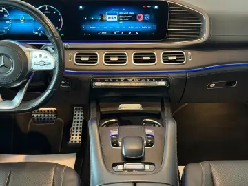 GLS 400d 4.M  AMG DESIGNO NIGHT ACC PANO MASSAGE