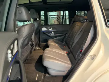 GLS 400d 4.M  AMG DESIGNO NIGHT ACC PANO MASSAGE