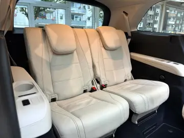 GLS 400 d 4M AMG Pano StHzg AHK HuD Burme. 23