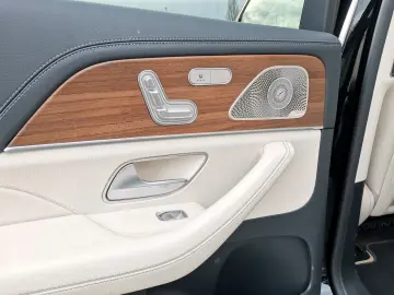 GLS 580 4Matic  AMG  7 sitze  Panorama  Ahk