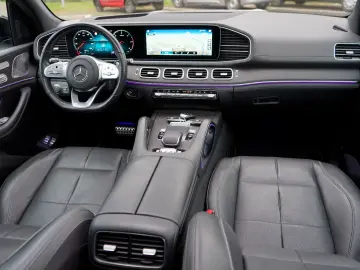 GLS 400d 4M AMG Designo Night 3xTV Head ACC Pano