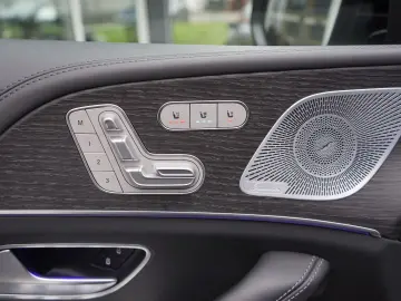 GLS 400d 4M AMG Designo Night 3xTV Head ACC Pano