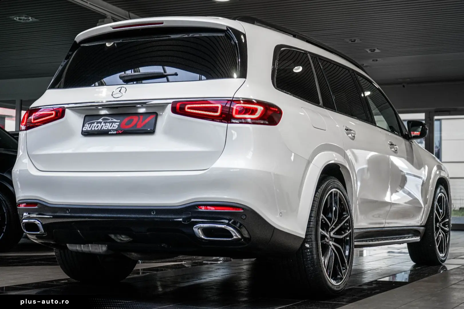 GLS 400d 4M AMG Designo Night 3xTV Head ACC Pano