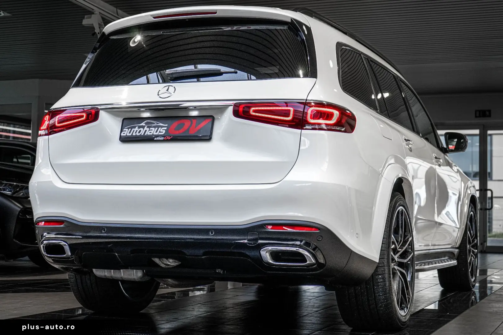 GLS 400d 4M AMG Designo Night 3xTV Head ACC Pano