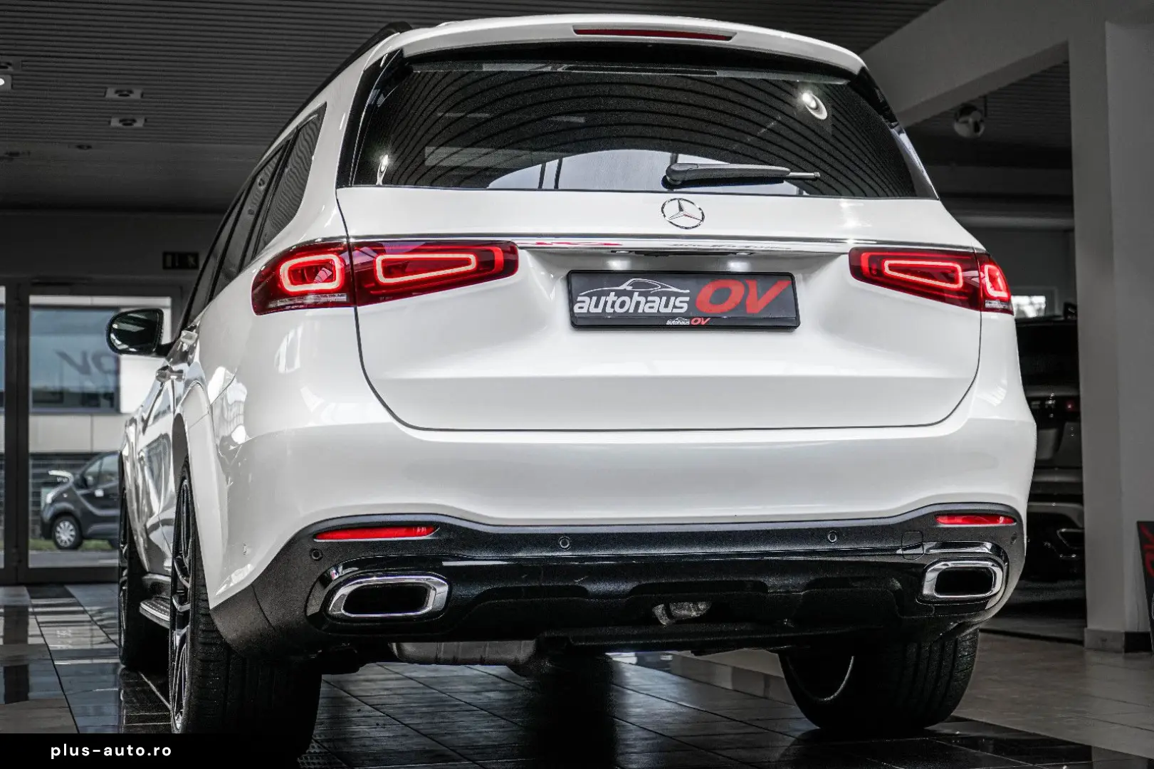 GLS 400d 4M AMG Designo Night 3xTV Head ACC Pano