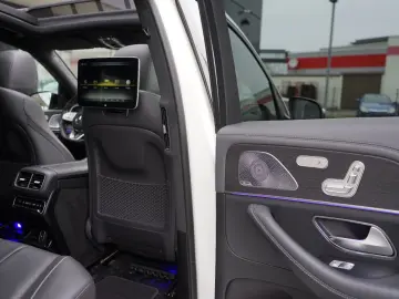 GLS 400d 4M AMG Designo Night 3xTV Head ACC Pano