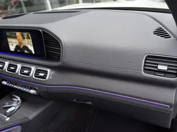 GLS 400d 4M AMG Designo Night 3xTV Head ACC Pano