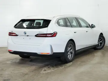 520d xDrive Touring Sport HKSound eSitze Belüft