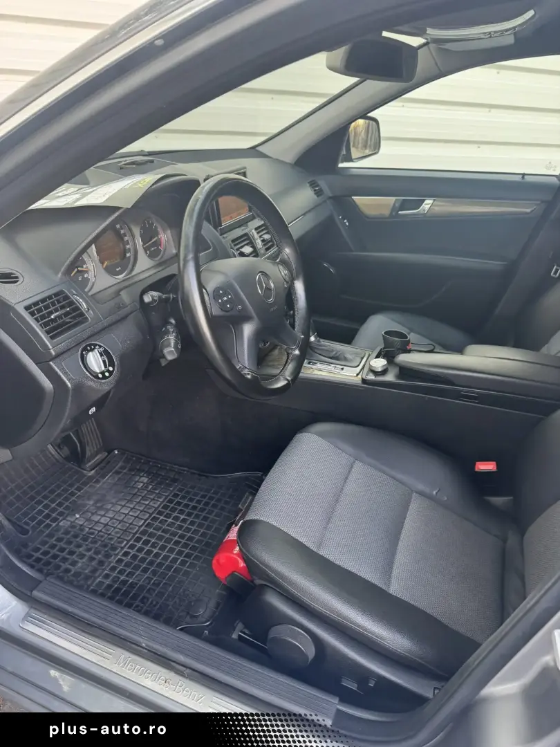 Mercedes Benz C220 diesel cutie