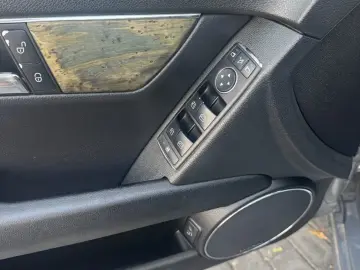 Mercedes Benz C220 diesel cutie