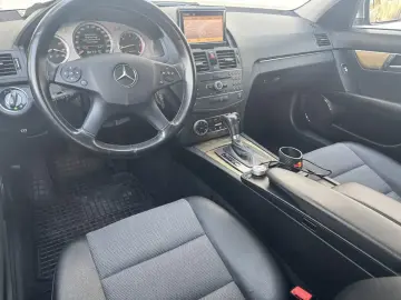 Mercedes Benz C220 diesel cutie