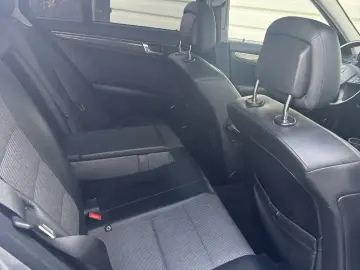 Mercedes Benz C220 diesel cutie