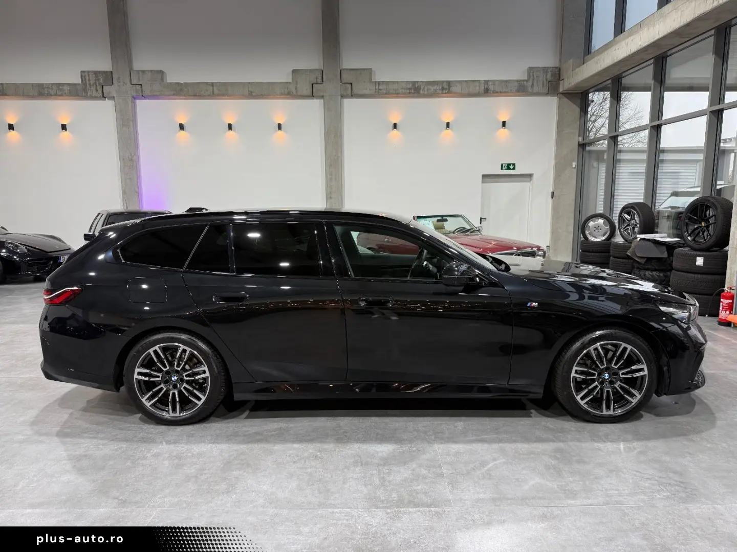 520 i M Sport AHK Carbon 360  Shadow Live HUD