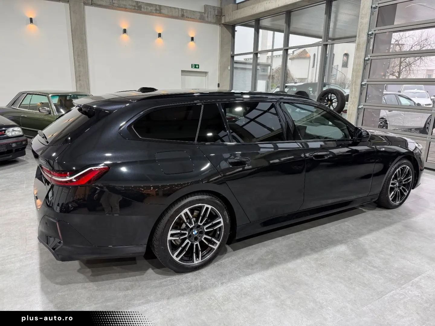 520 i M Sport AHK Carbon 360  Shadow Live HUD