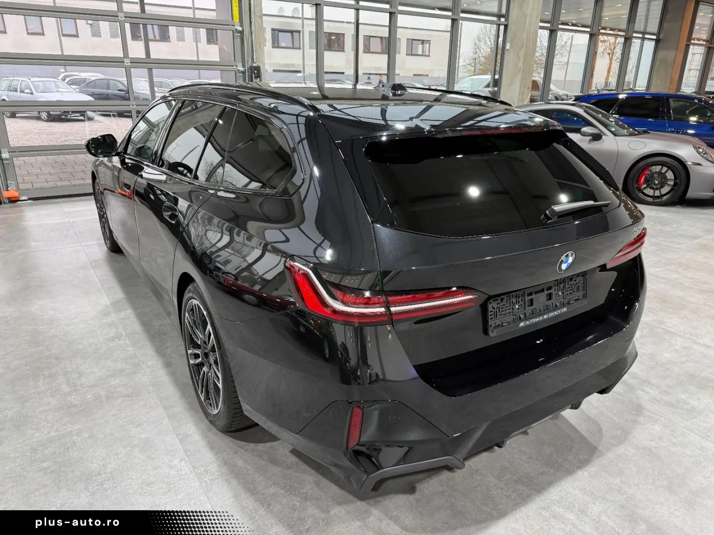 520 i M Sport AHK Carbon 360  Shadow Live HUD