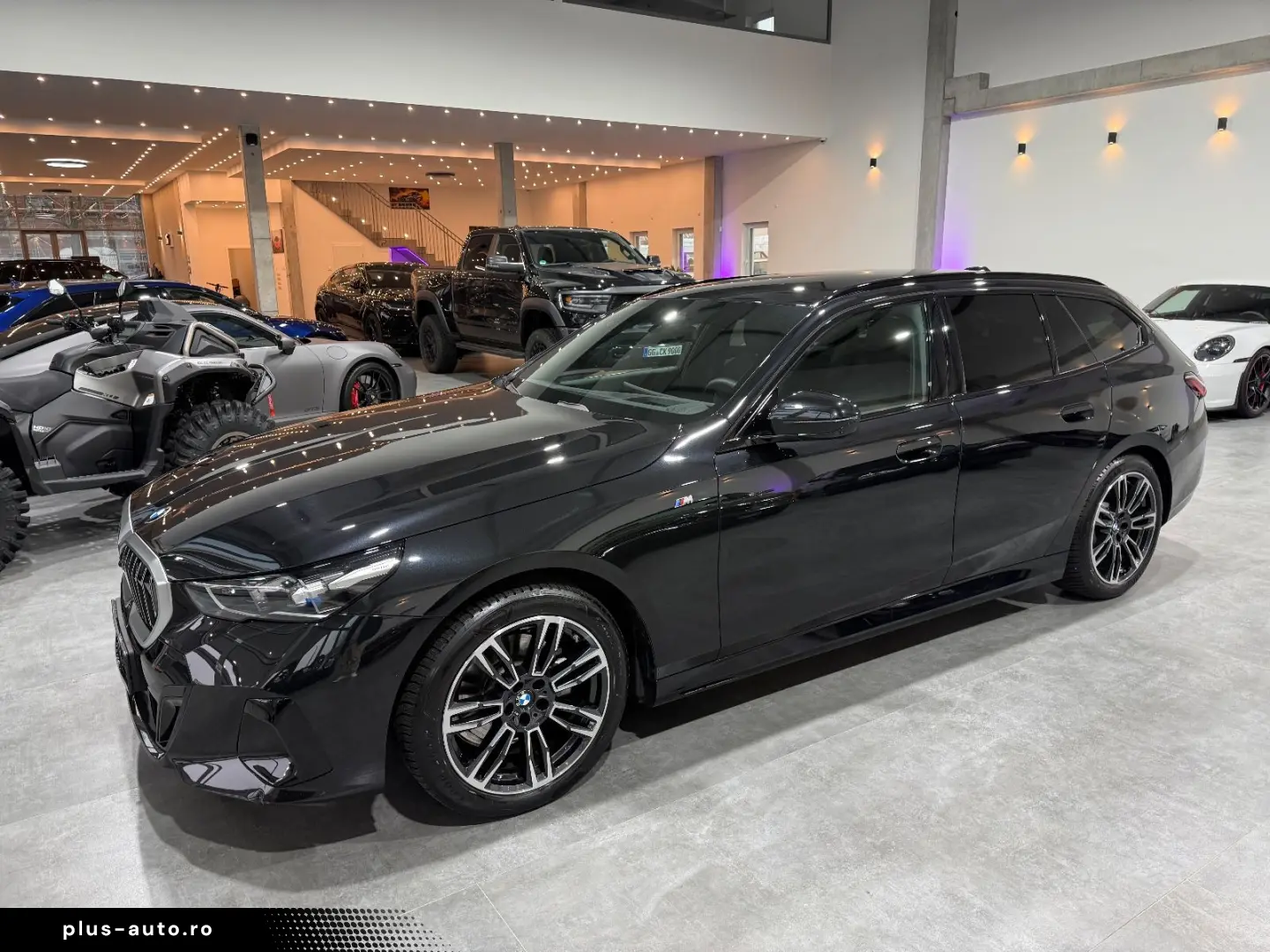 520 i M Sport AHK Carbon 360  Shadow Live HUD