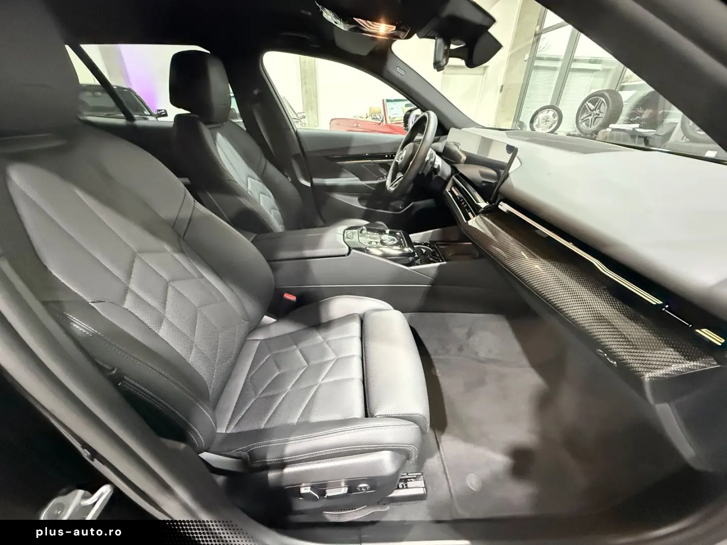 520 i M Sport AHK Carbon 360  Shadow Live HUD