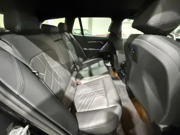 520 i M Sport AHK Carbon 360  Shadow Live HUD