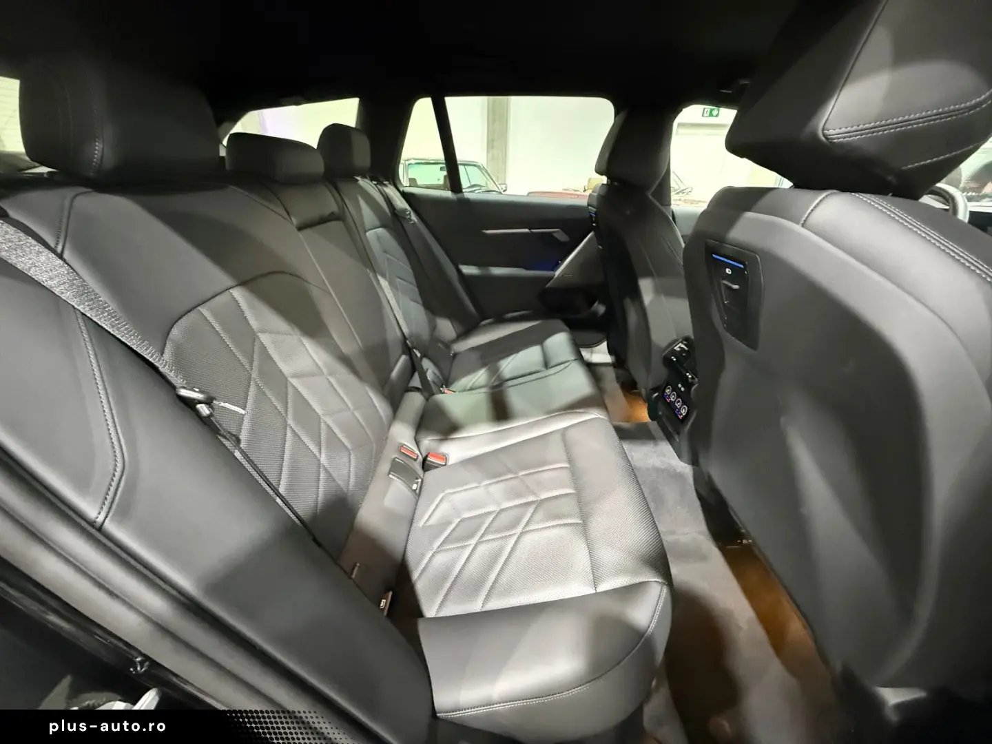 520 i M Sport AHK Carbon 360  Shadow Live HUD