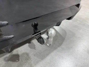 520 i M Sport AHK Carbon 360  Shadow Live HUD