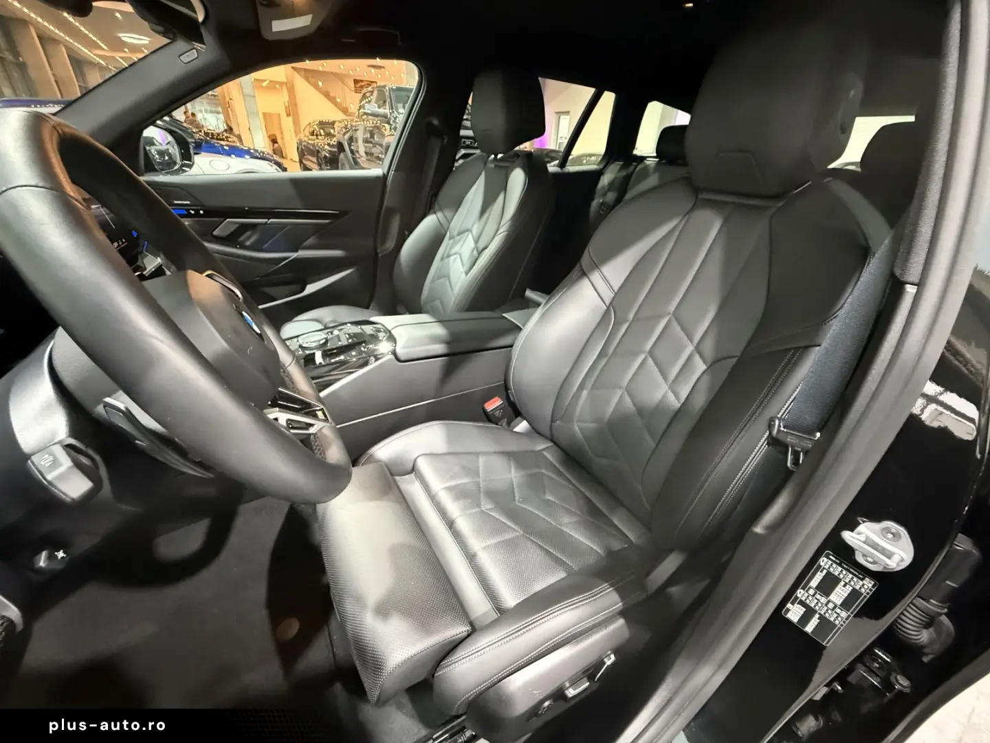 520 i M Sport AHK Carbon 360  Shadow Live HUD