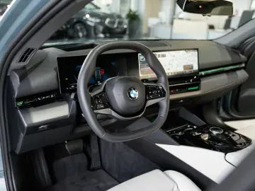 520d Touring Panorama Belüftung Leder Harman