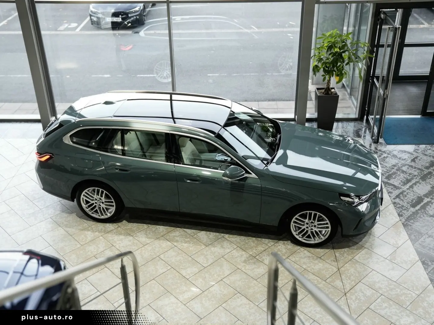 520d Touring Panorama Belüftung Leder Harman