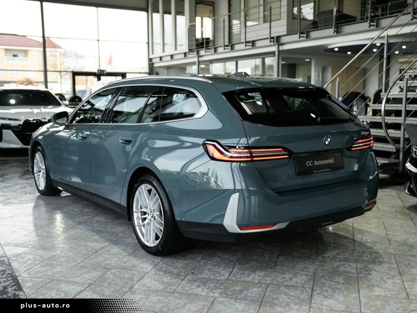 520d Touring Panorama Belüftung Leder Harman