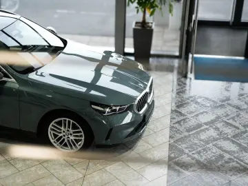 520d Touring Panorama Belüftung Leder Harman