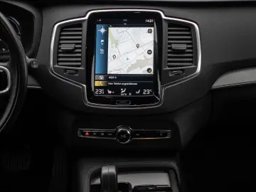 XC90 Inscription Expression Recharge Plug-In Hyb