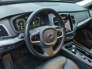 XC90 B5 (Diesel) Momentum Pro AWD Automatik Navi