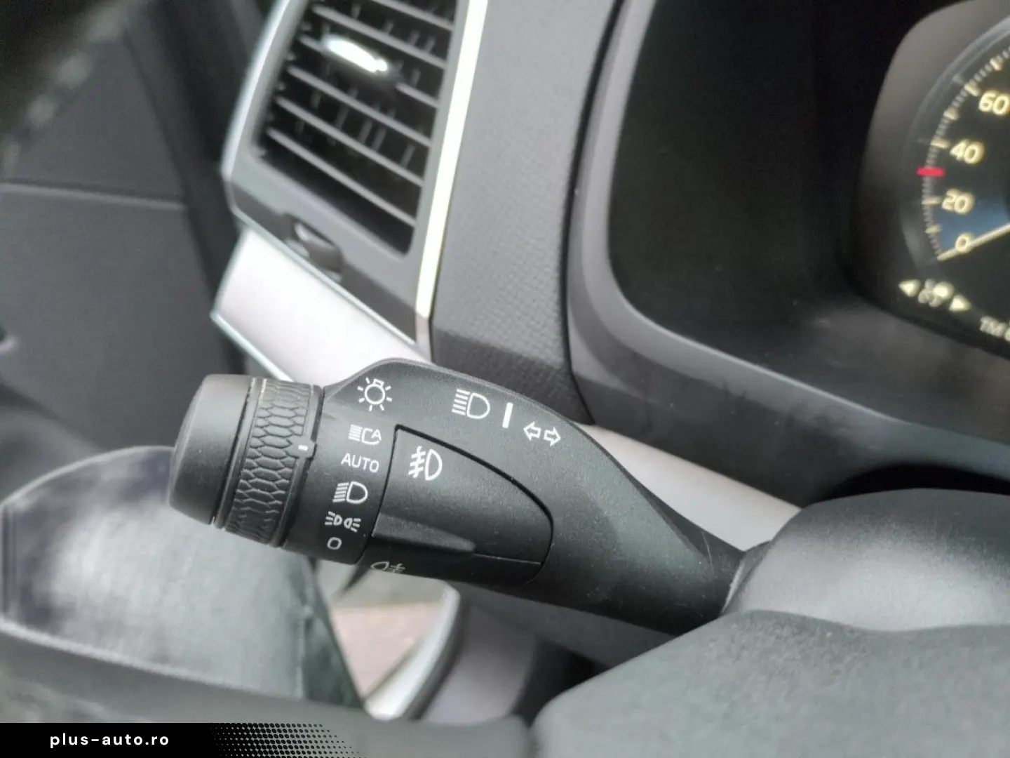 XC90 B5 (Diesel) Momentum Pro AWD Automatik Navi