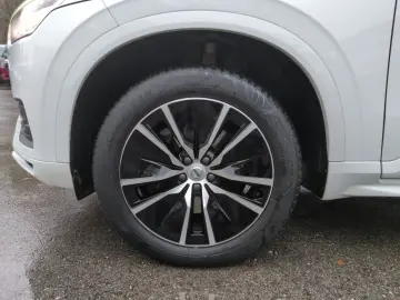 XC90 B5 (Diesel) Momentum Pro AWD Automatik Navi