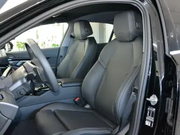 520i A   HUD   LED   4 ZONEN   HARMAN   ACC