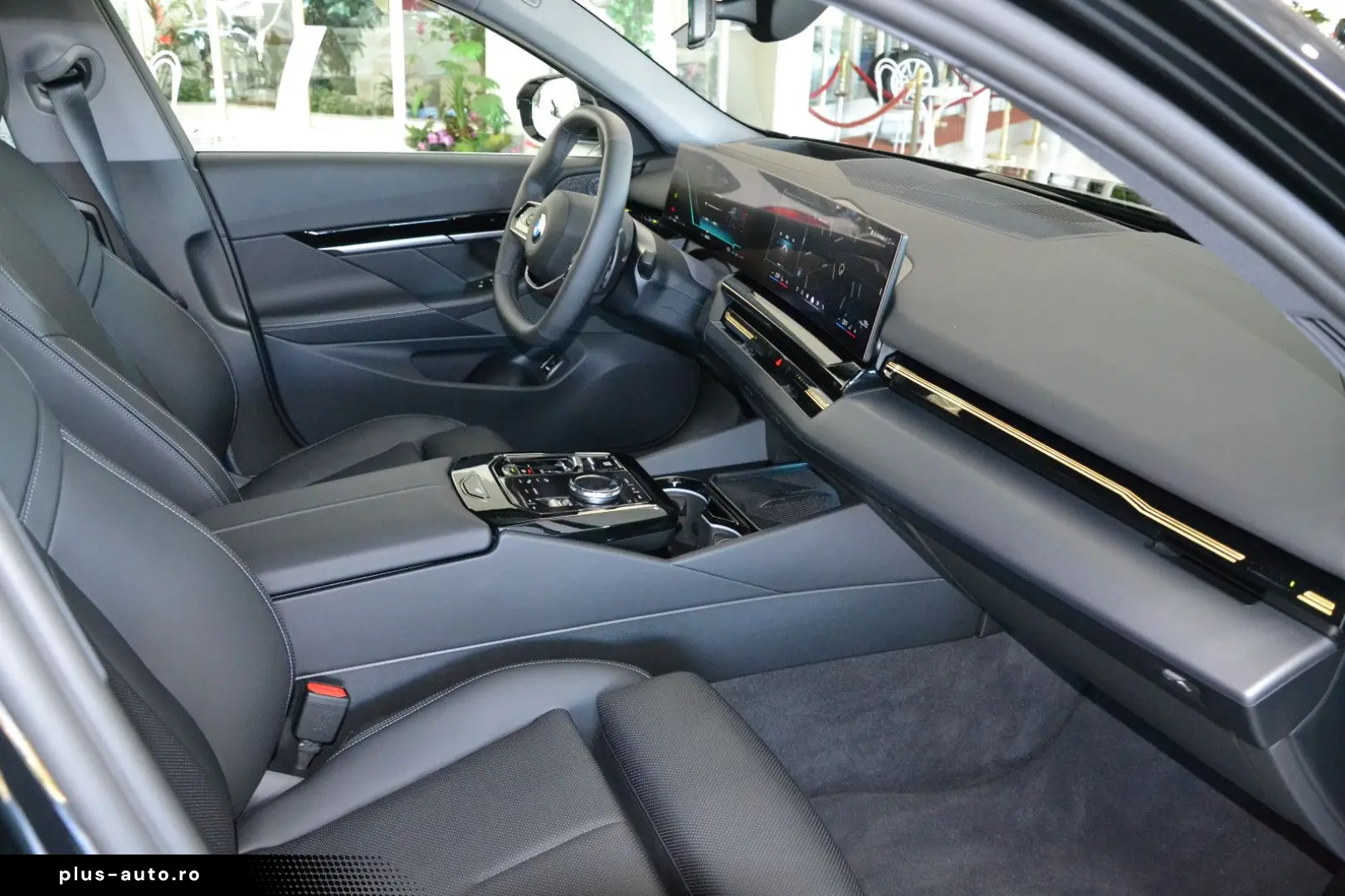 520i A   HUD   LED   4 ZONEN   HARMAN   ACC