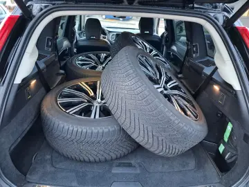 XC90 Recharge Plug-In Hybrid AWD Standheiz. ACC