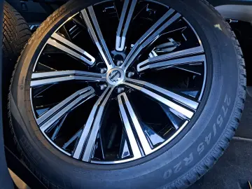 XC90 Recharge Plug-In Hybrid AWD Standheiz. ACC