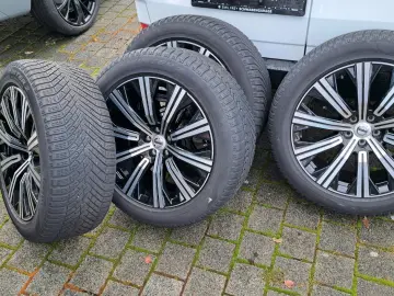XC90 Recharge Plug-In Hybrid AWD Standheiz. ACC