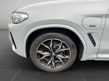 X3 xDrive30e M SPORT LASER HUD