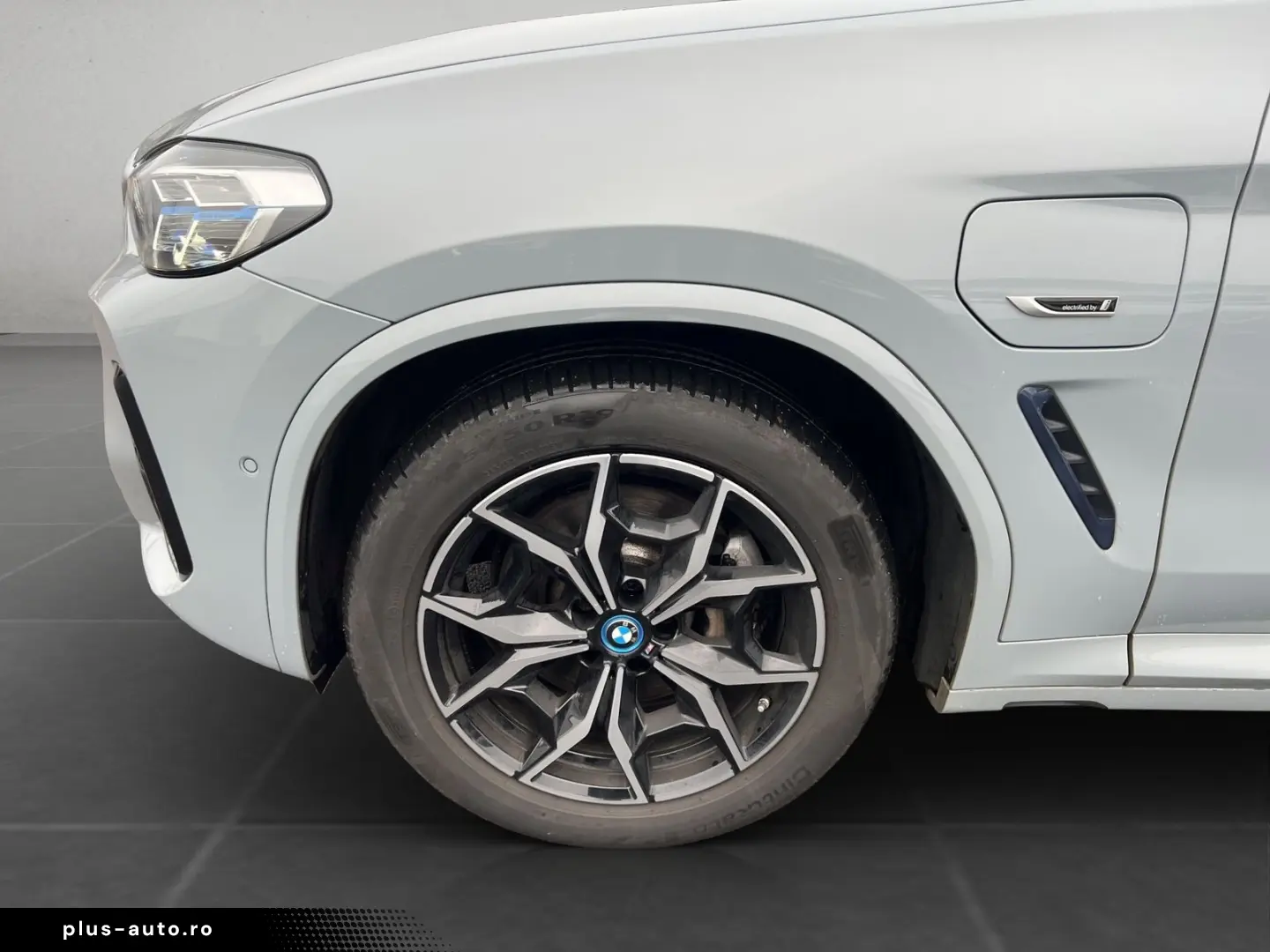 X3 xDrive30e M SPORT LASER HUD