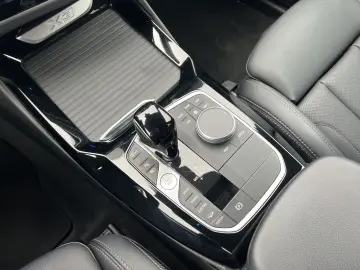 X3 xDrive30e M SPORT LASER HUD